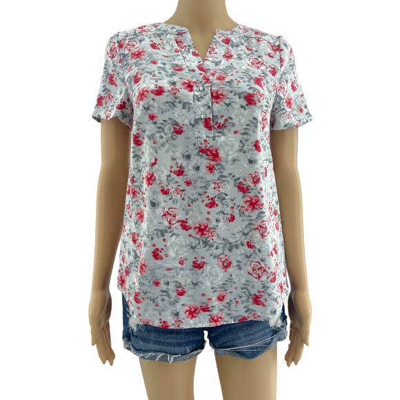 Kensie Tops - Kensie XS Gray Red Rose Floral Short Sleeve Tee Shirt T-Shirt Womens V Neck